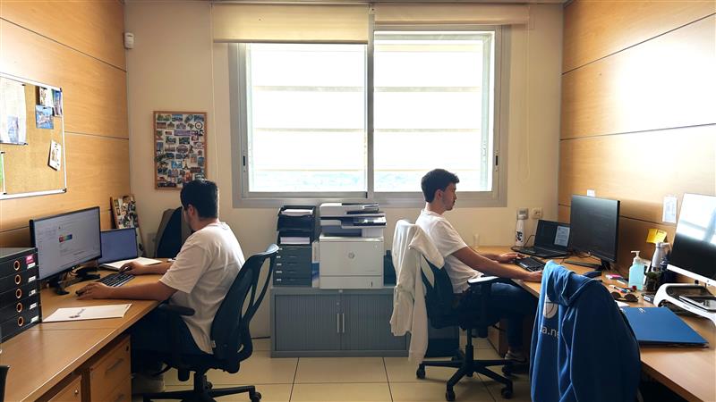 Lleida.net team at work during the April 2025 blackout